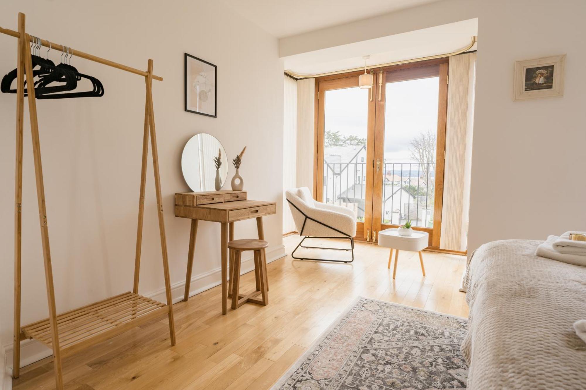 Beautifully Done 5 Bed Barn Conversion In Heswall - Sleeps Up To 10 Esterno foto