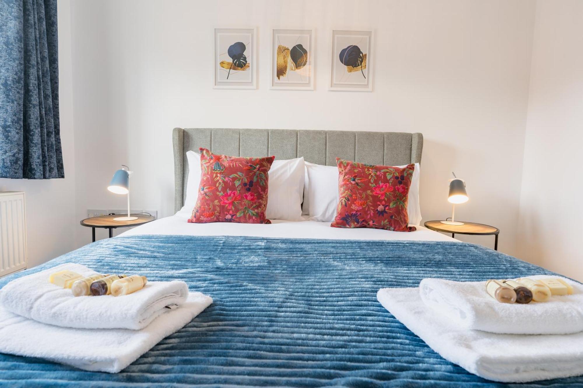 Beautifully Done 5 Bed Barn Conversion In Heswall - Sleeps Up To 10 Esterno foto